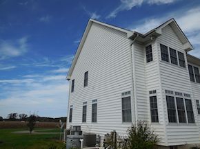 Roof cleaning in Centreville