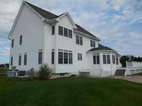 Siding soft washing in Centreville