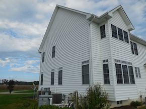 House exterior cleaning in Centreville