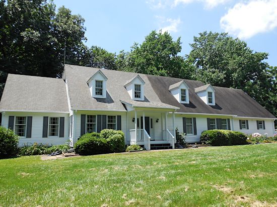soft washing roof cleaning - Easton, Maryland