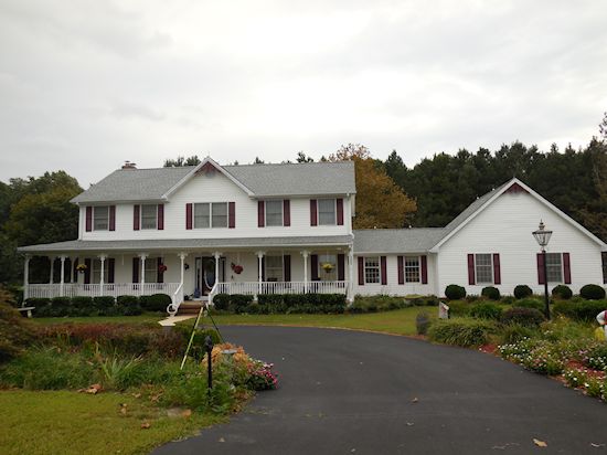 siding and roof cleaned - Federalsburg, Maryland